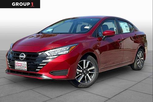 Scarlet Ember Tintcoat 2025 Nissan Versa 1.6 SV