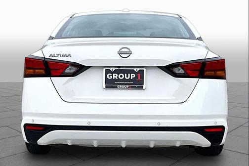 Glacier White 2025 Nissan Altima SV FWD