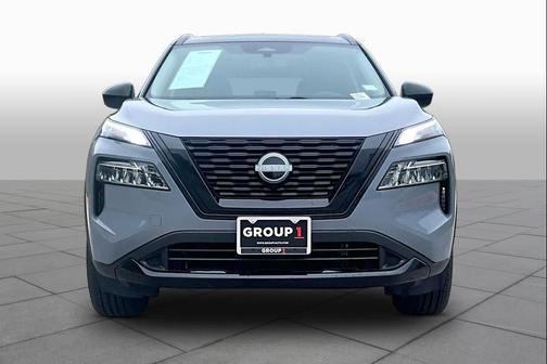 Boulder Gray Pearl/Super Black 2023 Nissan Rogue SV