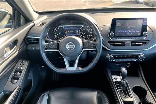 2020 Nissan Altima SR FWD