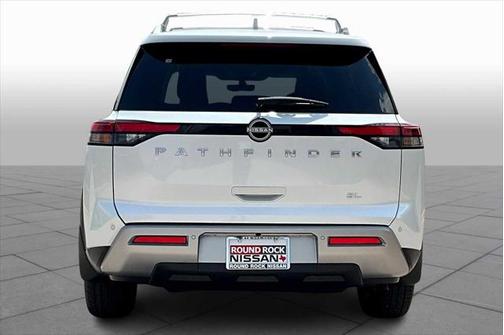 2025 Nissan Pathfinder SL FWD