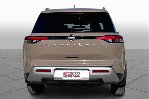 2023 Nissan Pathfinder Platinum FWD
