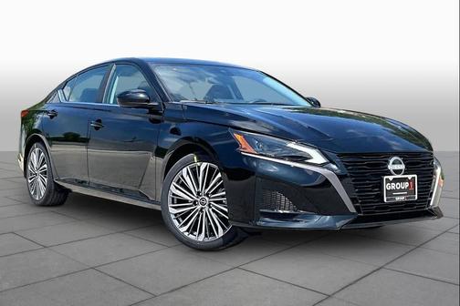 Super Black 2026 Nissan Altima SV FWD