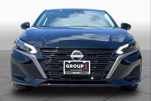 Super Black 2026 Nissan Altima SV FWD