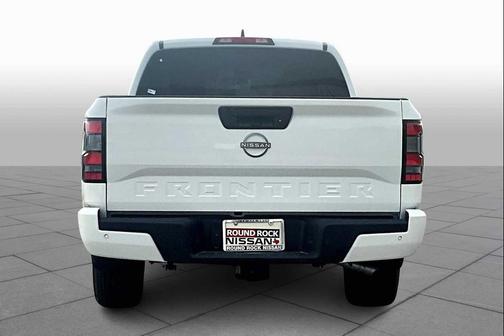 2025 Nissan Frontier SV