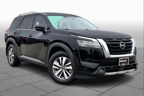 2022 Nissan Pathfinder SL 2WD