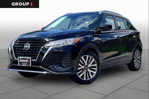 Super Black 2024 Nissan Kicks SV