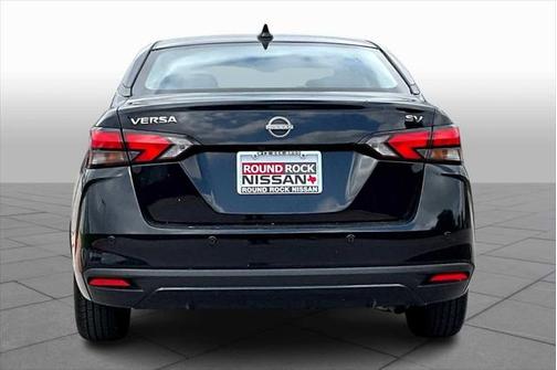2023 Nissan Versa 1.6 SV