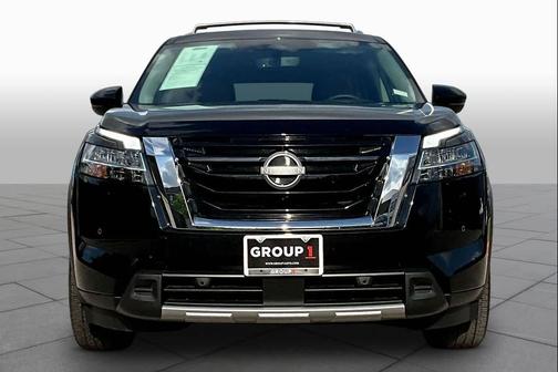 Super Black 2024 Nissan Pathfinder Platinum FWD