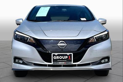 Brilliant Silver Metallic 2025 Nissan Leaf SV PLUS