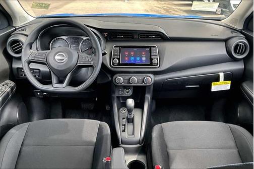 2025 Nissan Kicks S