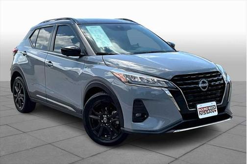 2023 Nissan Kicks SR