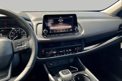 Everest White Pearl Tricoat 2026 Nissan Rogue Rock Creek