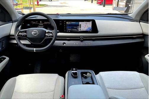 2025 Nissan ARIYA EVOLVE+