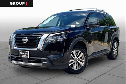 Super Black 2023 Nissan Pathfinder SL 4WD