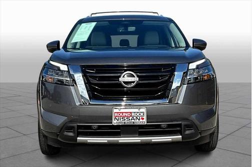 2024 Nissan Pathfinder SL FWD