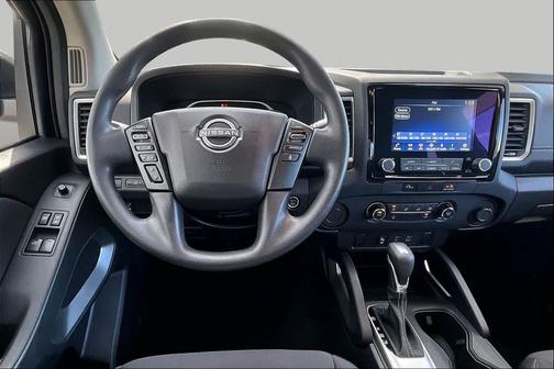 Glacier White 2024 Nissan Frontier SV