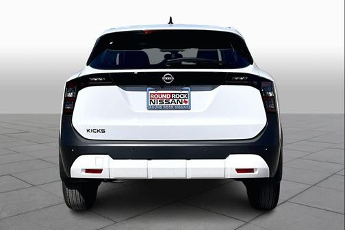 Fresh Powder 2026 Nissan Kicks S