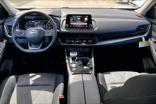 Everest White Pearl Tricoat 2026 Nissan Rogue SV