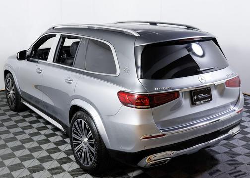Cirrus Silver/Selenite Grey 2023 Mercedes-Benz Maybach GLS 600 4MATIC