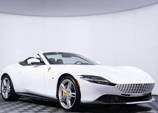 2025 Ferrari Roma Spider Base