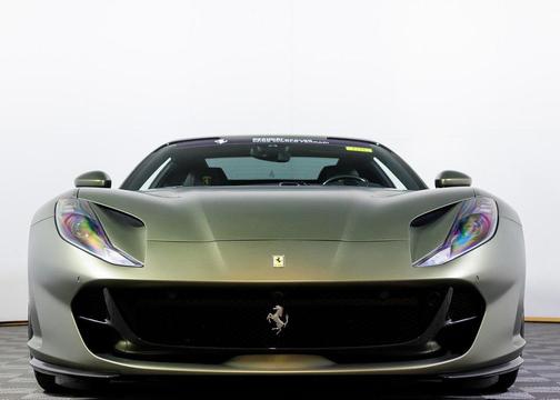 2022 Ferrari 812 GTS Base