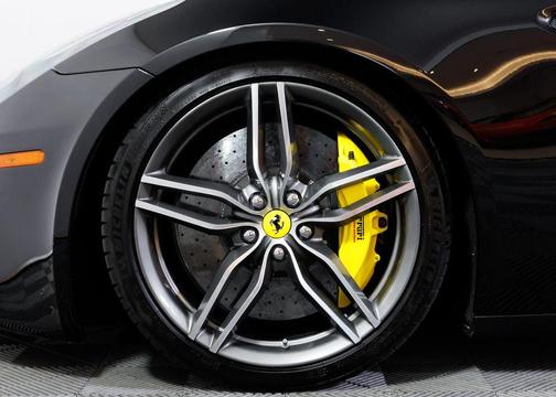 Nero 2012 Ferrari FF