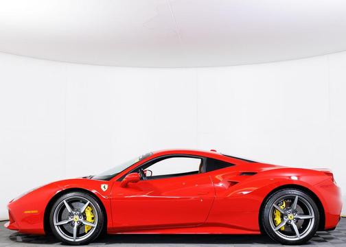 Rosso Corsa 2018 Ferrari 488 GTB