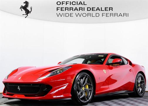 2019 Ferrari 812 Superfast Base
