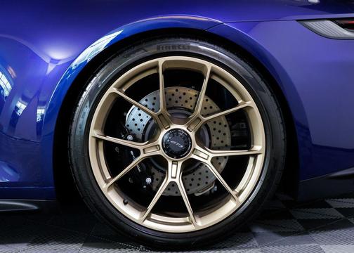 Gentian Blue Metallic 2022 Porsche 911 GT3