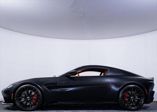 2023 Aston Martin Vantage 