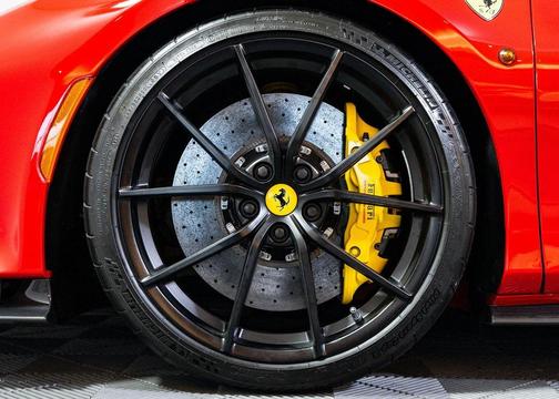 2019 Ferrari 488 Pista 