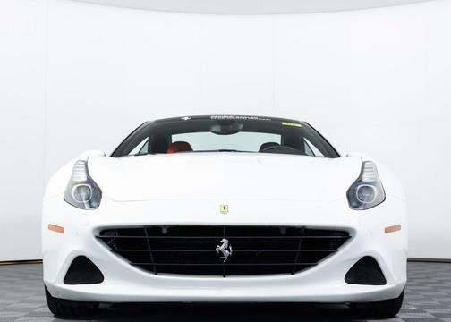 Bianco Avus 2018 Ferrari California T
