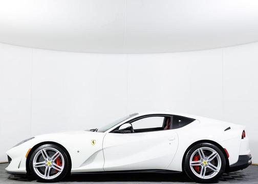 Bianco Avus 2019 Ferrari 812 Superfast
