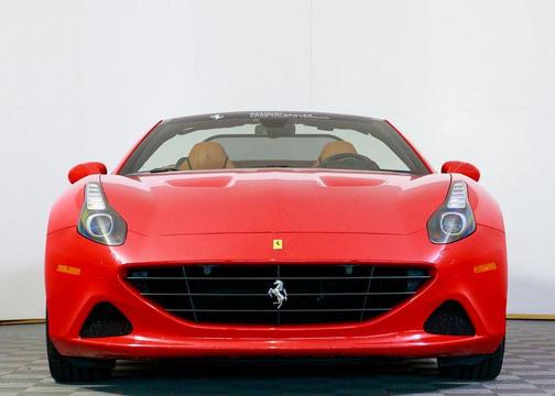 2015 Ferrari California T