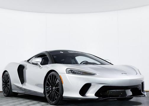 Supernova Silver 2021 McLaren GT
