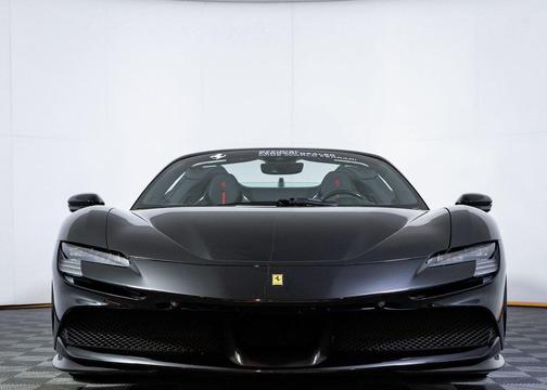 2022 Ferrari SF90 Spider 