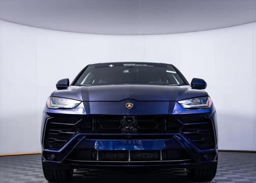 2021 Lamborghini Urus Base