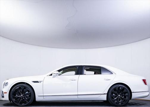 2022 Bentley Flying Spur V8