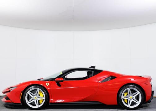 Rosso Corsa 2022 Ferrari SF90 Stradale