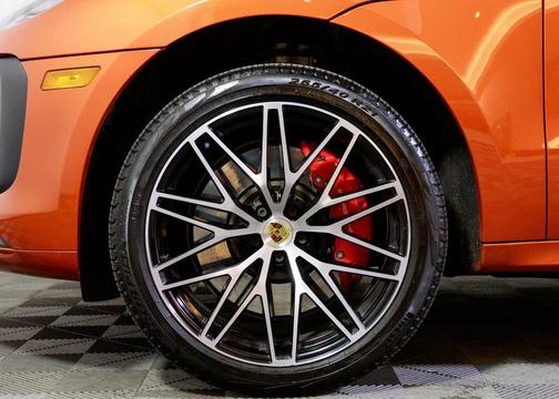 2022 Porsche Macan GTS