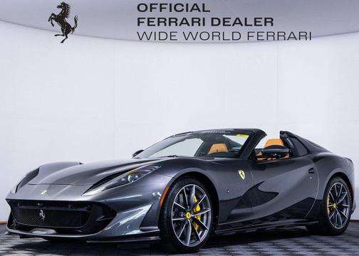 2023 Ferrari 812 GTS 