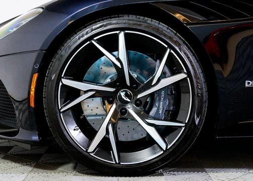 2019 Aston Martin DBS Superleggera