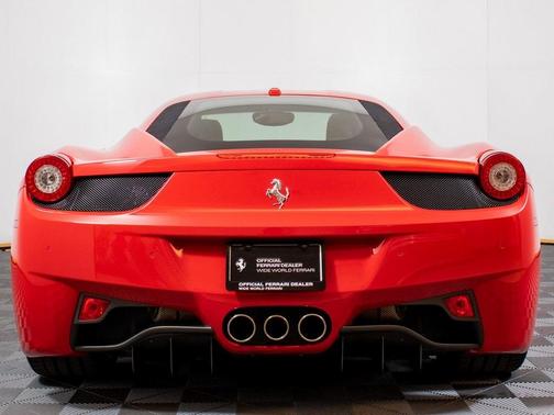 Photo 5 of 33 of 2014 Ferrari 458 Italia Base