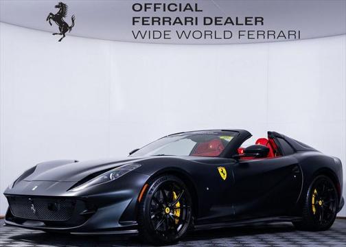 2023 Ferrari 812 GTS