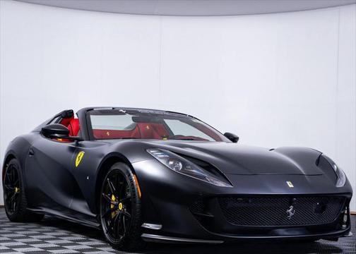 2023 Ferrari 812 GTS