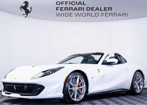 2022 Ferrari 812 GTS