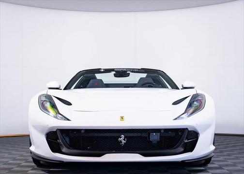 2022 Ferrari 812 GTS
