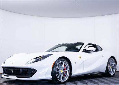 2022 Ferrari 812 GTS