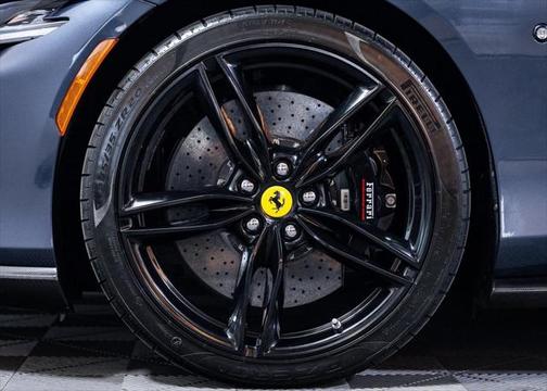 2022 Ferrari Roma Base